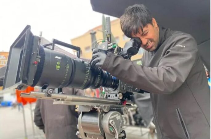 Tanveer Mir, the cinematographer of Aankhon Ki Gustaakhiyan, delves into how a color palette can elevate or derail the visual language of a film