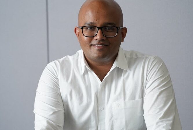 Why Retail Investors Are Demanding Institutional-Quality Fixed Income Access